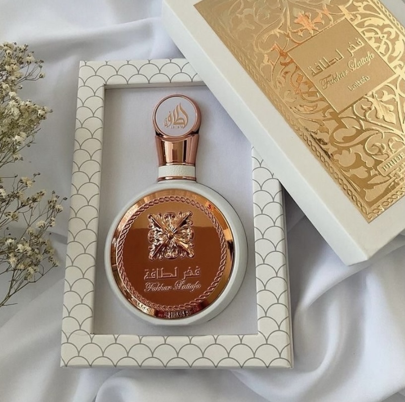 Lattafa Fakhar Perfume 100ml – Premium Oud & Floral Fragrance - Image 4