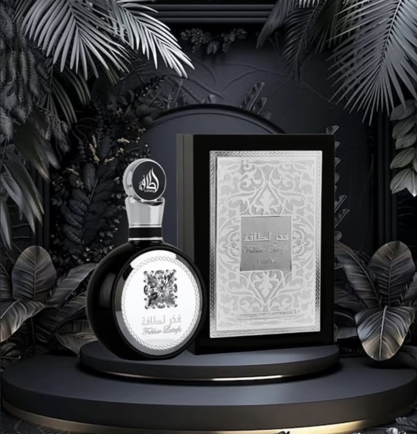 Lattafa Fakhar Perfume 100ml – Premium Oud & Floral Fragrance