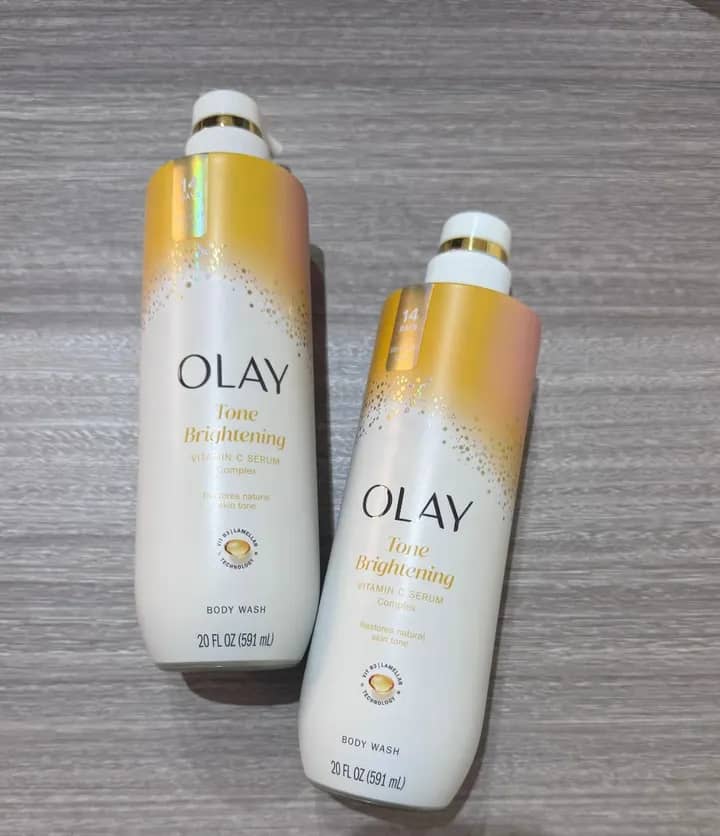 OLAY Tone Brightening Vitamin C Body Wash