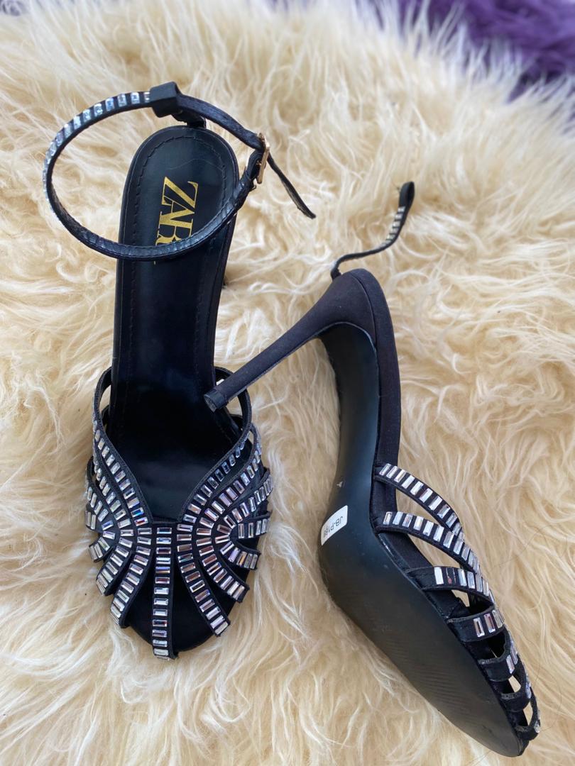 ZARA Crystal-Embellished Black Heels with Ankle Strap - Image 2