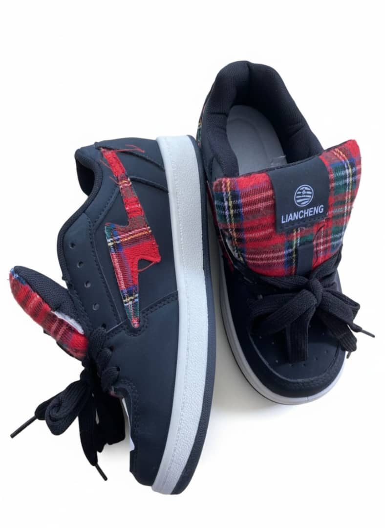 Liancheng Tartan High-Top Sneakers – Black with Red Plaid Tongue - Image 2