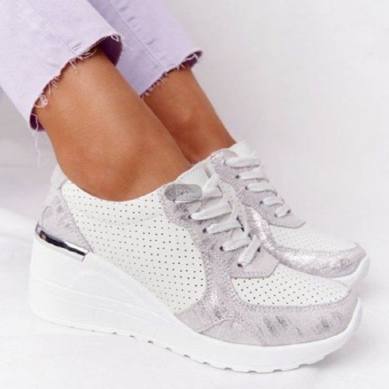 Women’s Plus Size Platform Wedge Sneakers - Image 3